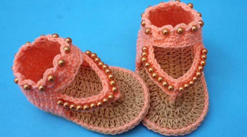 Crochet Baby Pearl Flaps Sandals – Free Tutorial